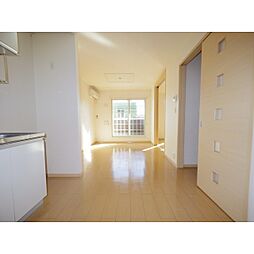 クレージュ 2階2LDKのリビング/ダイニング