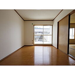 フラワーコーポA・B 2階2DKのリビング/ダイニング