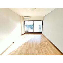 エスタシオン 3階1Kのリビング/ダイニング