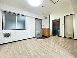 都ビル 2階1LDKのリビング/ダイニング