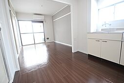 第1和秀ビル 3階1Kのリビング/ダイニング