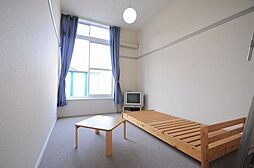 レオパレスパラリア 1階ワンルームのリビング/ダイニング