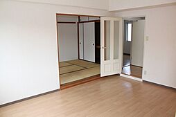 HKビル 3階2LDKのリビング/ダイニング