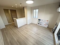 クレールRF 2階2LDKのリビング/ダイニング