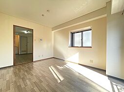 ボー・ソレイユ・オキ 2階1DKのリビング/ダイニング