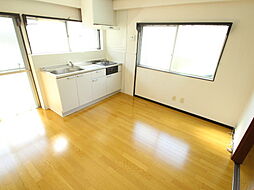 レジデンス牛田 2階1LDKのリビング/ダイニング