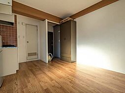 ポーネグリフ 4階ワンルームのリビング/ダイニング