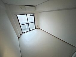 ウイング上安 4階1Kのリビング/ダイニング