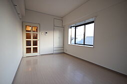 レジデンス庚午ヒライ 4階1Kのリビング/ダイニング