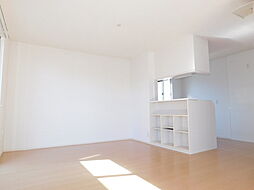 メゾン四季壱番館 1階2LDKのリビング/ダイニング