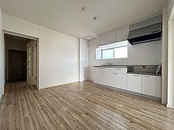 ソフィアコート古江西町 4階3LDKのリビング/ダイニング