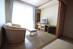 モア・マリオ平和公園 8階2Kのリビング/ダイニング