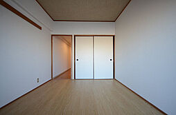 ロイヤルＯＳ 3階1DKのリビング/ダイニング