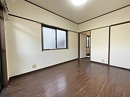 ロイヤルメゾン古江 1階1Kのリビング/ダイニング