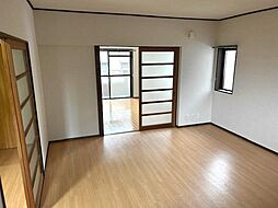 カルチェＧＰ 1階2LDKのリビング/ダイニング