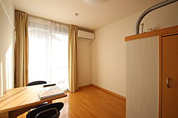 レオパレス桜尾本町 4階1Kのリビング/ダイニング