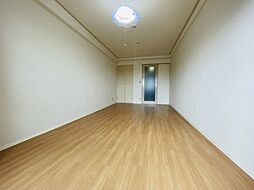 井口クイーンズコート 2階1Kのリビング/ダイニング