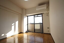 サンシャイン曙 6階1Kのリビング/ダイニング