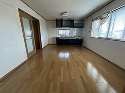 平良戸建 0001 3LDKのリビング/ダイニング