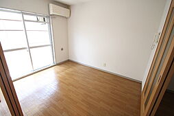 スカイコーポ温品 1階2Kのリビング/ダイニング