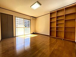 サウザンクロス高田 1階1Kのリビング/ダイニング