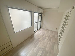 プレアール曙II 2階1Kのリビング/ダイニング