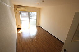 ウイング楽々園 3階1Kのリビング/ダイニング