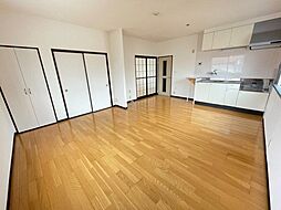 フローラル梅林　C 2階2LDKのリビング/ダイニング