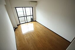 シャローム五日市 4階1Kのリビング/ダイニング