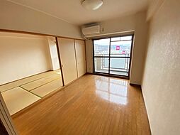 ジョイパレス高取駅前 6階3LDKのリビング/ダイニング