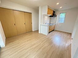 スターテラス上安 2階2DKのリビング/ダイニング