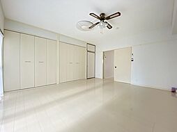 山根ビル 2階1DKのリビング/ダイニング