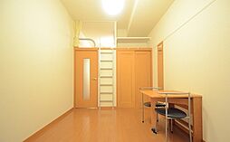 レオパレスコンフォート鶴見 2階1Kのリビング/ダイニング