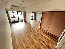 サングリーンII 5階2LDKのリビング/ダイニング