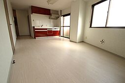 日経舟入南 4階2LDKのリビング/ダイニング