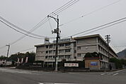 高校・高専「広島県立熊野高校まで2503ｍ」