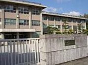 高校・高専「国立広島大学附属高校まで2154ｍ」