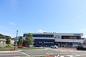ドラックストア「ココカラファイン海田市駅前店まで284ｍ」