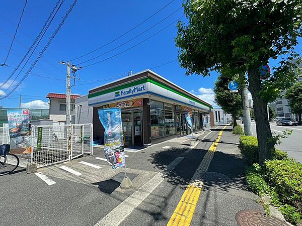 画像21:コンビニ「ファミリーマート祇園一丁目店まで308ｍ」