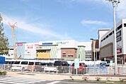 小学校「広島市立温品小学校まで245ｍ」