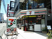 コンビニ「セブンイレブン広島楽々園店まで360ｍ」