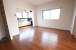 カルチェ田中 2階2LDKのリビング/ダイニング