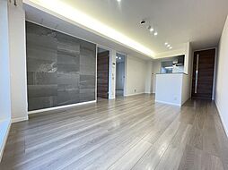 フィグ古江東町 3階2LDKのリビング/ダイニング