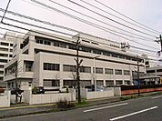 病院「広島はくしま病院まで1015ｍ」
