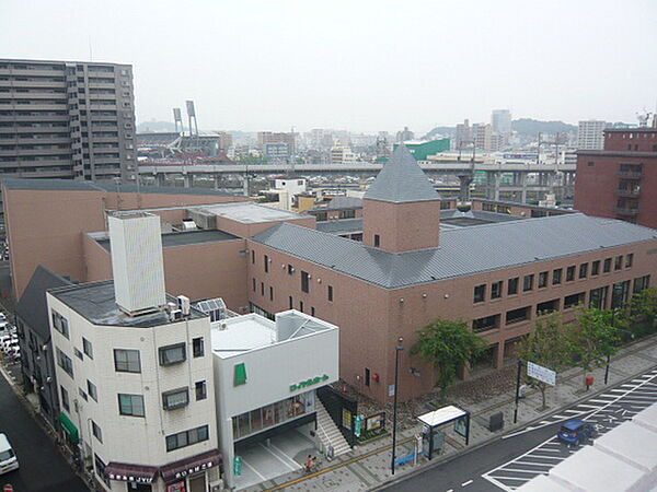 画像18:図書館「広島市立東区図書館まで490ｍ」