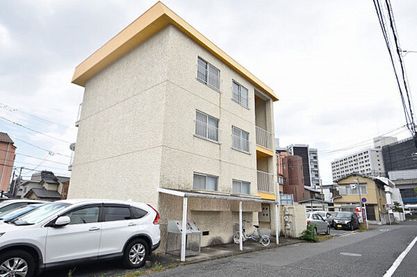 広島県広島市中区白島北町(賃貸アパート3DK・3階・62.70㎡)の写真 その1