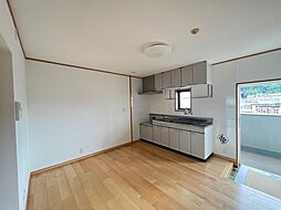 サンテラス府中 3階2DKのリビング/ダイニング