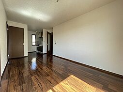 エイトトータス1番館 1階3LDKのリビング/ダイニング