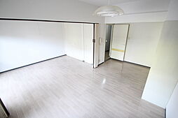 メゾン・ド・ヴェルデュール 3階ワンルームのリビング/ダイニング