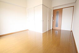 ロイヤルシャトー大須 2階2Kのリビング/ダイニング